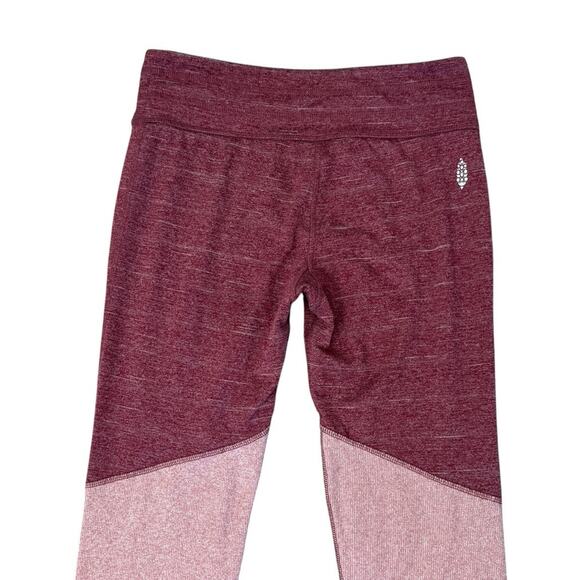 FREE PEOPLE Movement Evolution Leggings Two Tone Pink Ribbed Yoga Pilates Sz SP - Picture 8 of 10